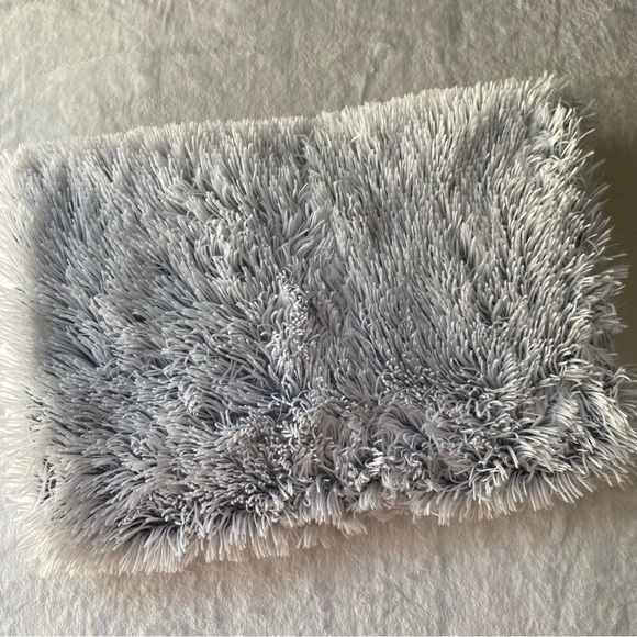 Room essentials Body Pillow Cover Fluffy Gray - Picture 1 of 5